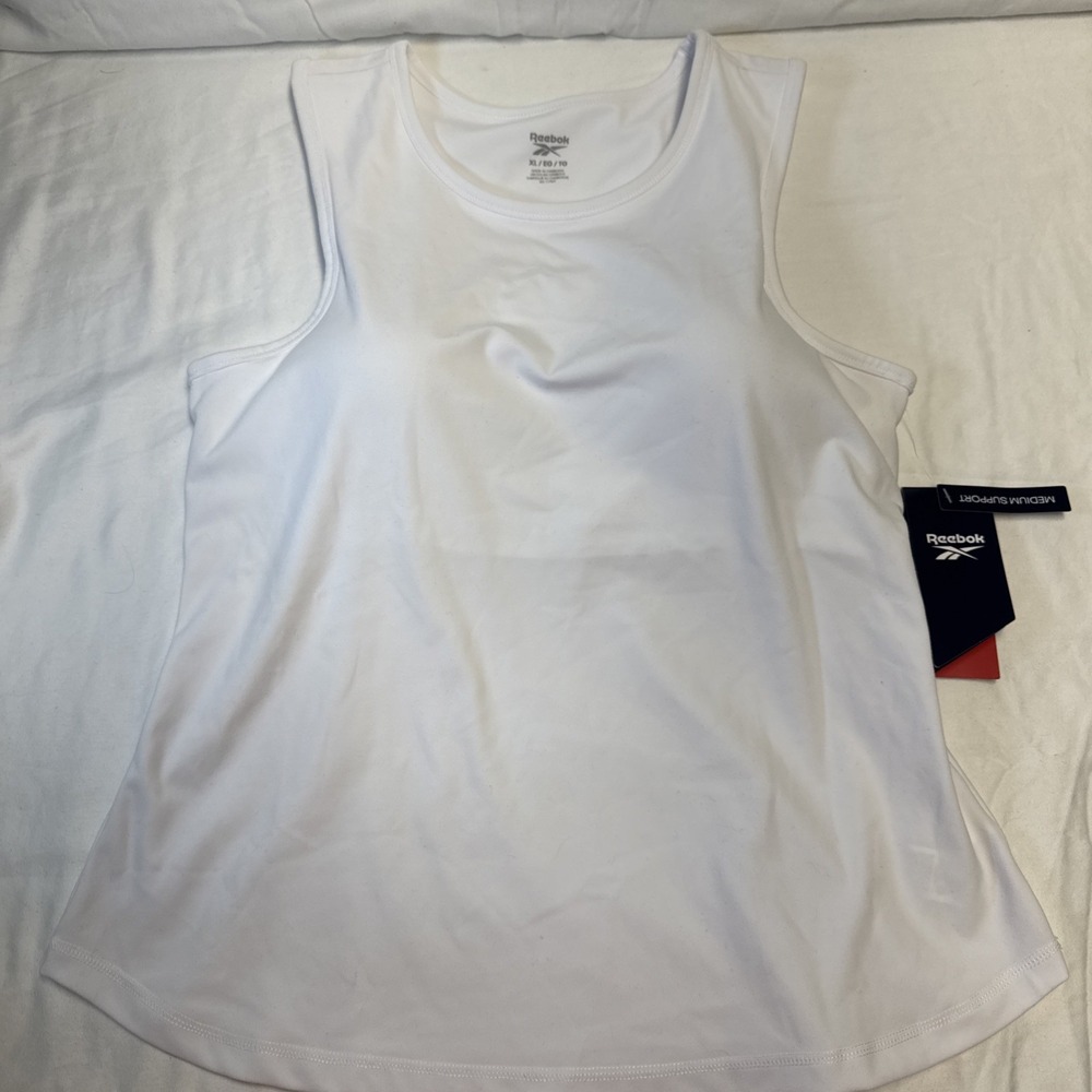 Reebok  Mastermind Medium-Impact Athletic Tank With Built In Bra Size XL White
